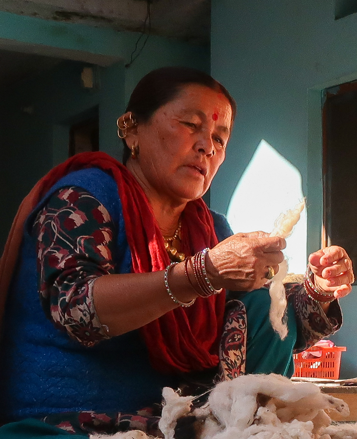 cleaning wool for making shawls